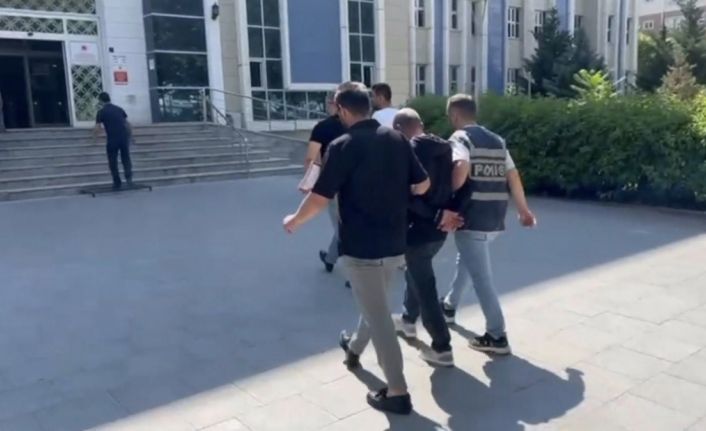 Komşusunu öldüren zanlı tutuklandı