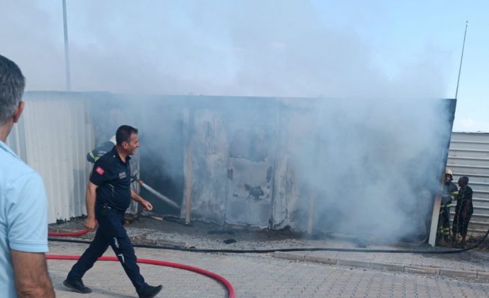 Konteynerde çıkan yangın korkuttu