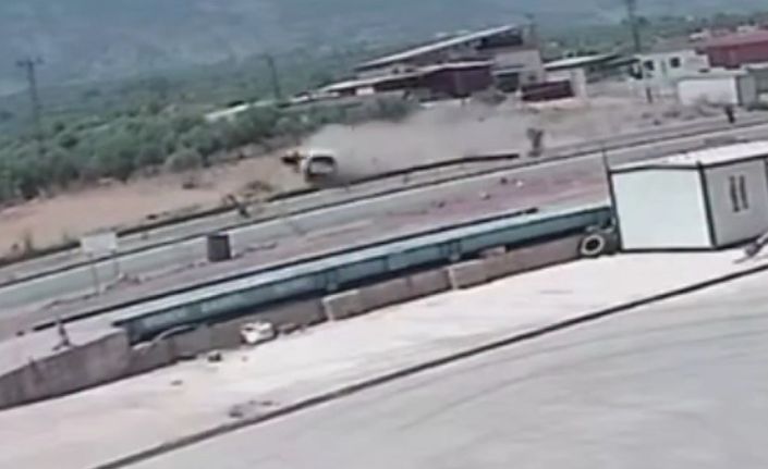 Kontrolden çıkan araç taklalar attı, sürücü hayatını kaybetti