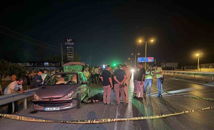 Kontrolünü kaybettiği otomobilde can verdi: Araçtaki alkol şişesi dikkat çekti
