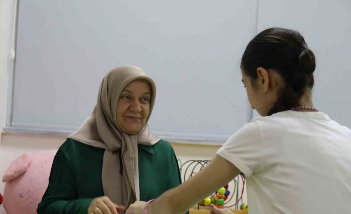 Koruyucu Ailesi oldukları çocuk sonradan ‘özel’ olduğu anlaşıldı, "Asla geri vermeyiz" dediler