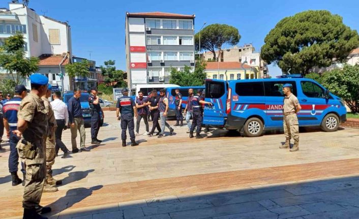 Köşk’teki gazinoda öldürülen Özbek kadının katil zanlıları adliyeye sevk edildi