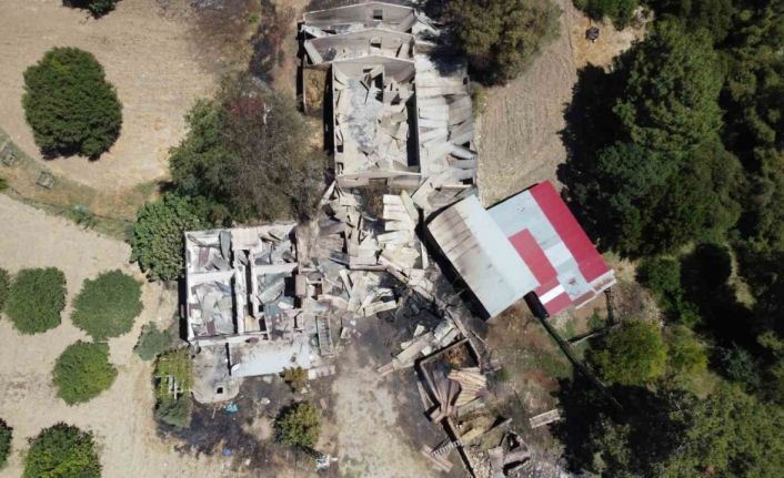 Kozan’daki yangında hasar tespit çalışmaları yapıldı