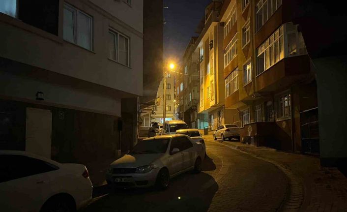 Küçükçekmece’de 4 kişilik aile tavuktan zehirlendi