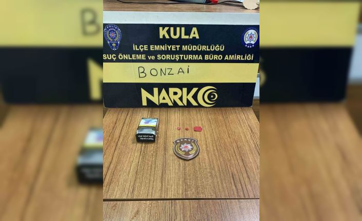Kula’da gece kartallarından uyuşturucuya geçit yok: 2 tutuklama