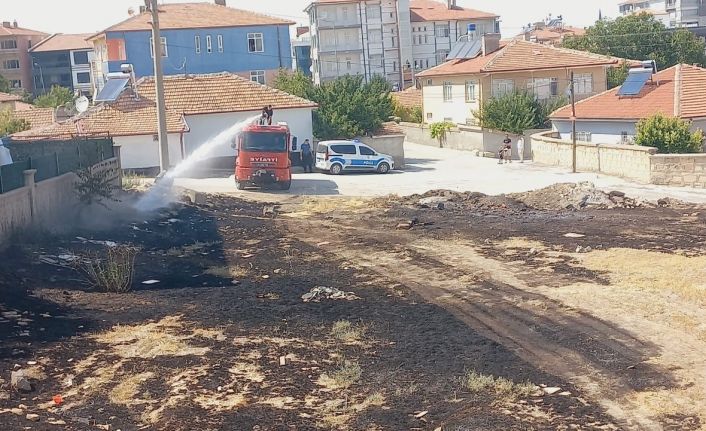 Kulu’da boş arsada yangın paniği