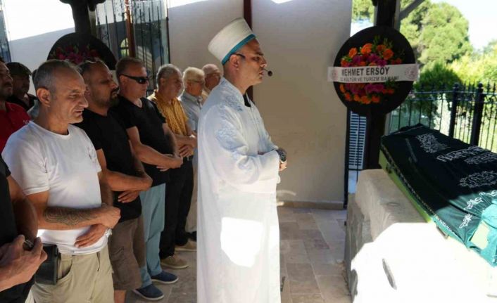 Kurtlar Vadisi dizisinin ’Kibritçi Çevat’ı Şekip Taşpınar son yolculuğuna uğurlandı