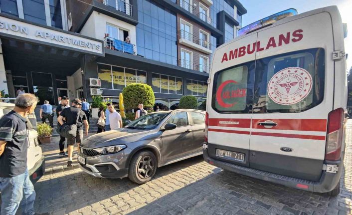 Kuşadası’nda kiracı dehşeti: Ev sahibini bıçakladı