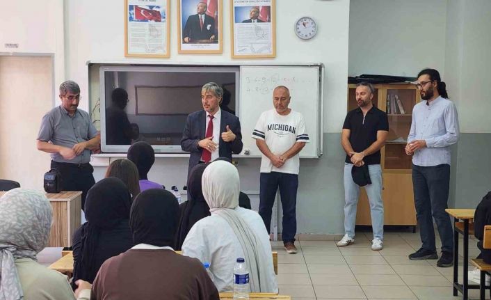 Kütahya İl Milli Eğitim Müdürü Yılmaz: "Çözüm üretmek bizim görevimiz"