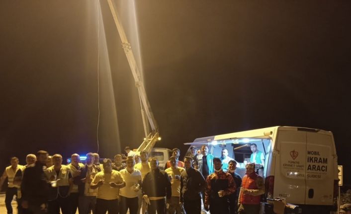 Kütahya İl Müftülüğü’nden orman yangınına destek