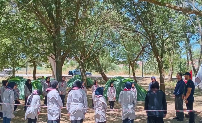 Kütahya’da izcilik kampı düzenlendi