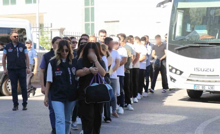 Lüks villaya çağrı merkezi kuran dolandırıcılık şebekesine ikinci dalga operasyon; 9 tutuklama