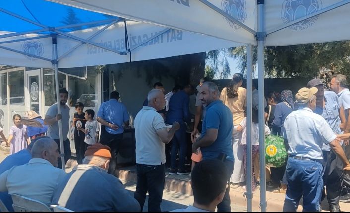 Malatya İş İnsanları Platformu’ndan aşure ikramı