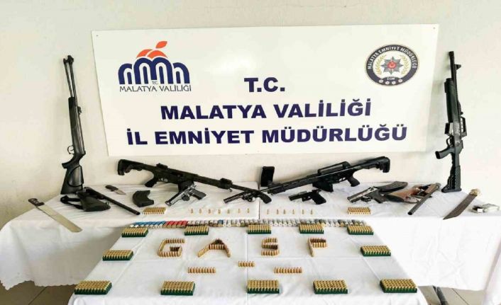 Malatya’da silah teşhiri yapan şüphelilere eş zamanlı operasyon: 29 gözaltı