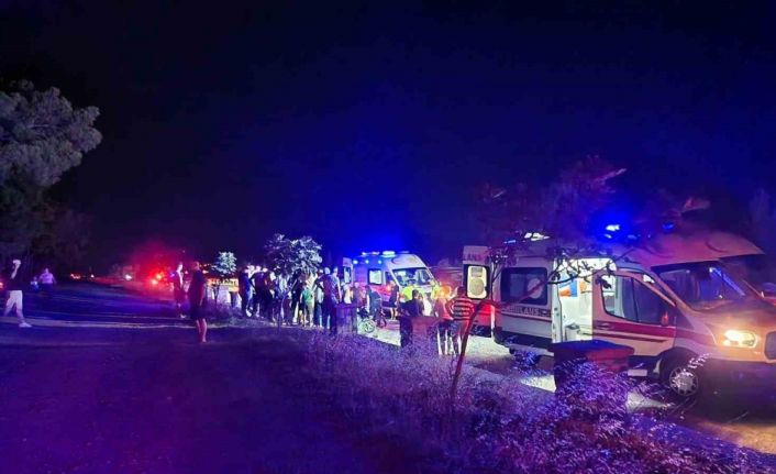 Manisa’da tır elektrikli motosiklete çarptı: 6 yaralı