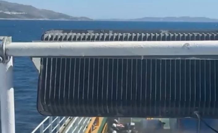 Marmara Adası açıklarında yangın çıkam feribotta can pazarı: 200 yolcu tahliye ediliyor
