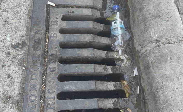 Marmaris’te 5 gündür tonlarca su boşa akıyor