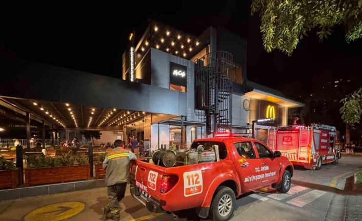 Mc Donald’s’da yangın paniği