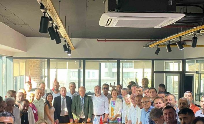 Memleket Partisi kapatıldı