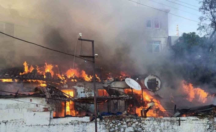 Menteşe’de ev yangını