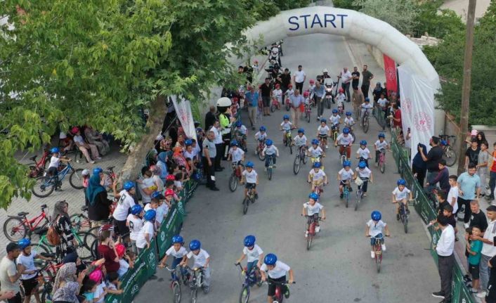 Meram’da bisiklet yarışları heyecanı sürüyor