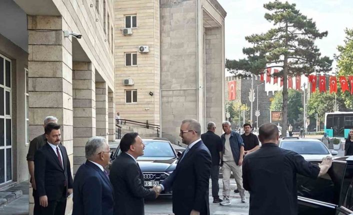 Merkez Bankası Başkanı Karahan’dan Kayseri Valiliği’ne ziyaret