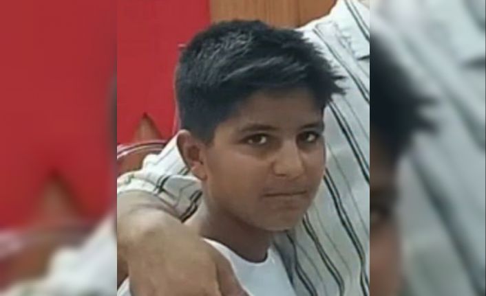 Mersin’de 12 yaşındaki çocuk 5 yerinden bıçaklanarak öldürüldü