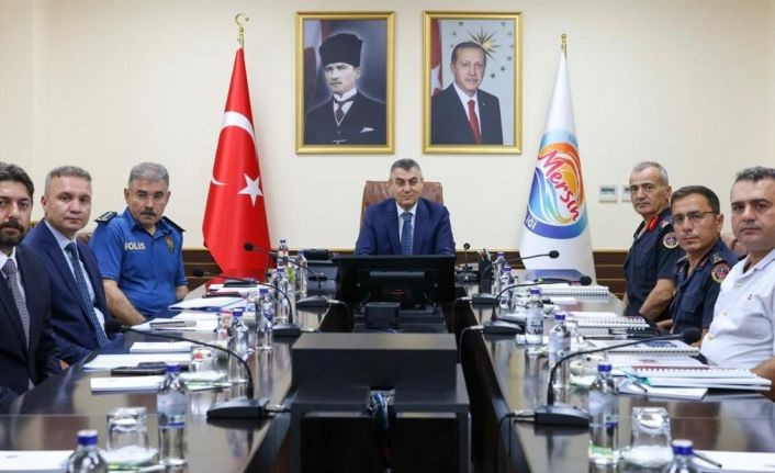 Mersin’de Asayiş Değerlendirme Toplantısı, Vali Toros başkanlığında yapıldı