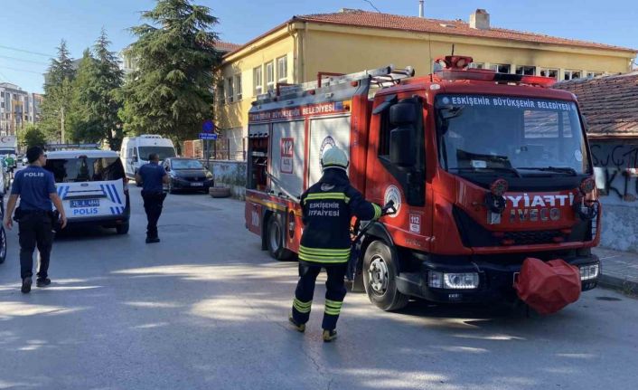 Metruk okulda yangın