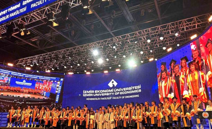 Mezunlarını uğurlayan İzmir Ekonomi’de 4 günlük şölen