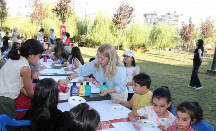 Midyat’ta 100’den fazla çocuk sanatla buluşarak hayallerini çizdi