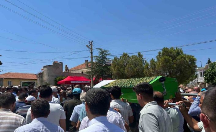 Milletvekili Güneş’in annesi son yolculuğuna uğurlandı