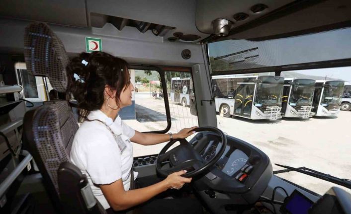 Muğlalıları kadınlar taşıyor