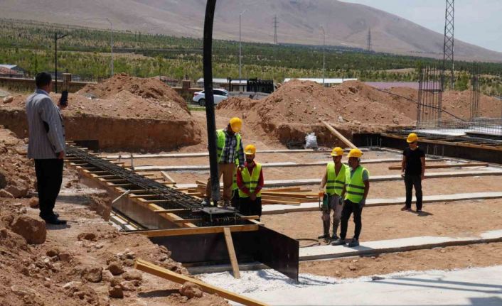 Niğde’de Hıdırlık Külliyesi’nin temeli atıldı