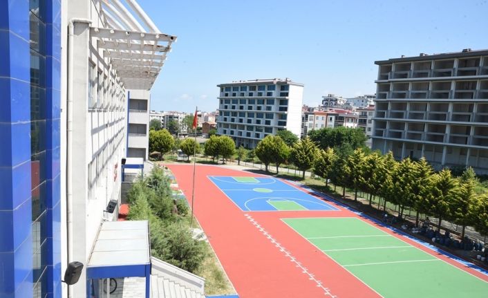 OMÜ Vakfı Koleji’nden geleceğe güvenli spor yatırımı