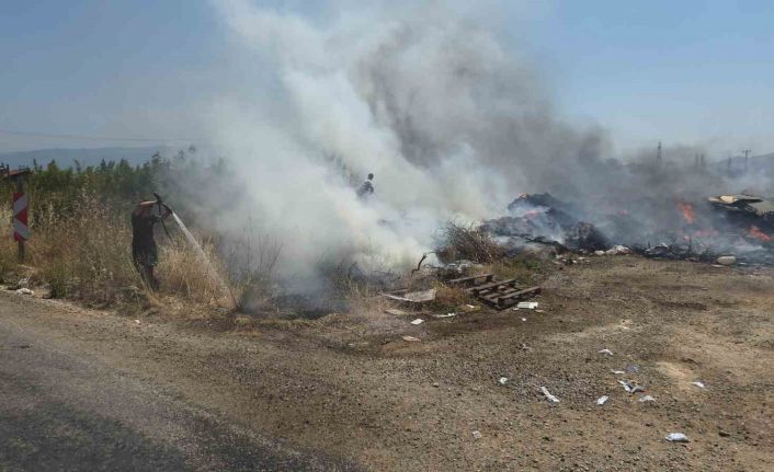 Orhangazi’de otluk alandaki yangın büyümeden söndürüldü
