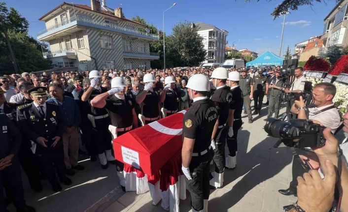 Orman yangınında şehit olan olan İbrahim Demir, Konya’da son yolculuğuna uğurlandı