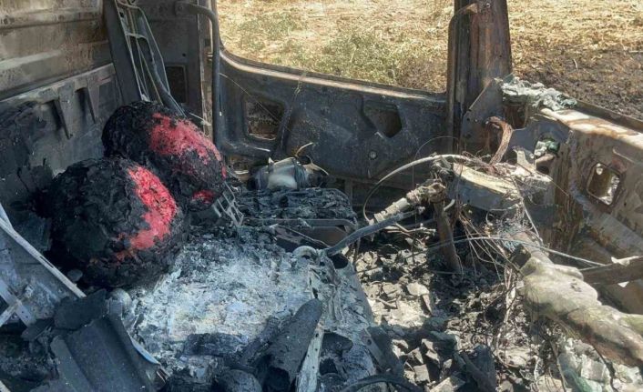 Orman yangınından geriye alevlerin erittiği karpuzlar ve simsiyah baret kaldı