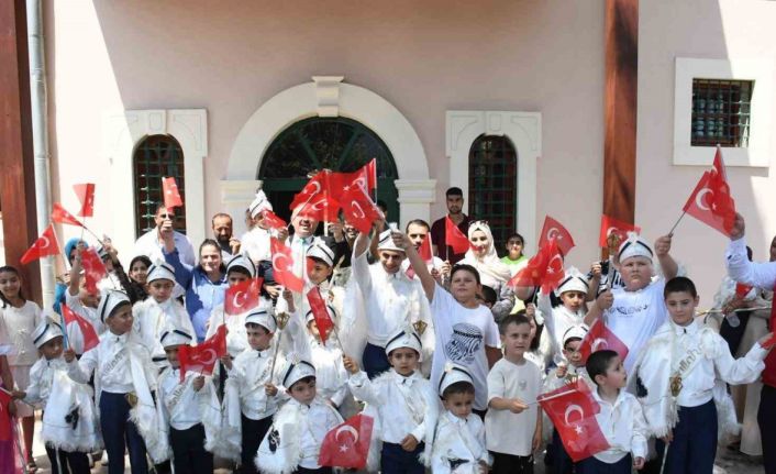 Osman Gazi’nin sünnet olduğu Kuyulu Mescit’te 529 yıllık gelenek yaşatıldı