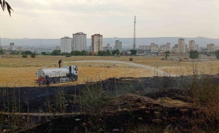 Ot yangını büyümeden söndürüldü