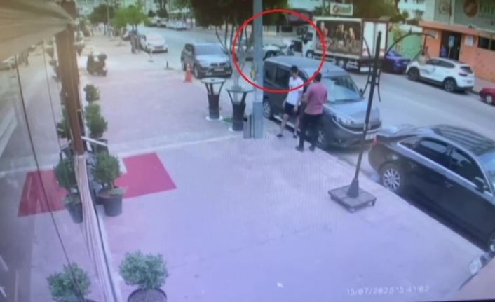 Otomobille motosiklet çarpıştı: 1 yaralı