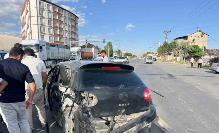 Patnos’ta trafik kazası: 3 yaralı