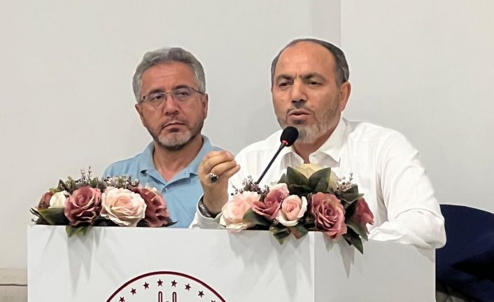 PAÜ Rektörü Prof. Dr. Güngör gençlerle buluştu