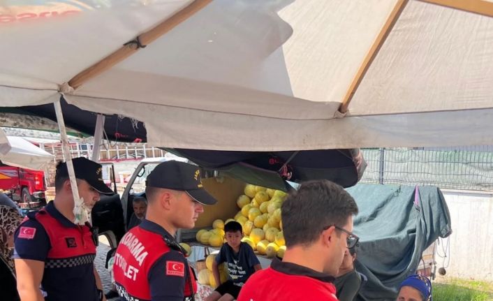 Pazarlarda satılan ürünlere Tarım ve Orman Müdürlüğü denetimi