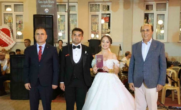 Pençe-Kilit gazisi Üsteğmen Duran dünya evine girdi