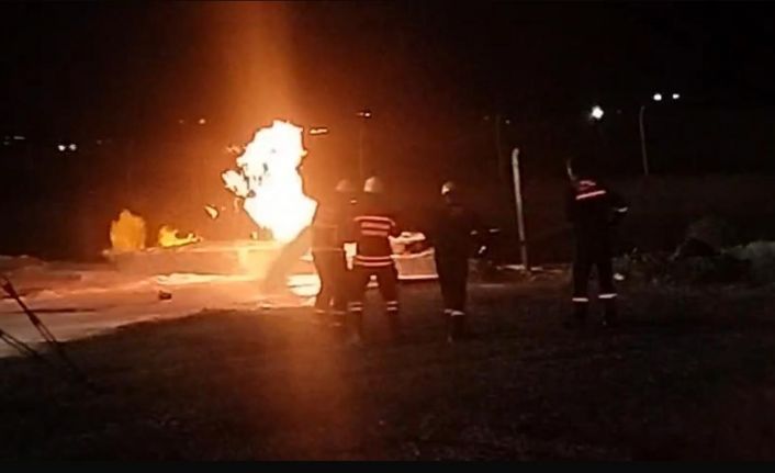 Petrol kuyusundaki yangında ağır yaralanan 4 kişi ambulans uçakla İstanbul’a sevk edildi