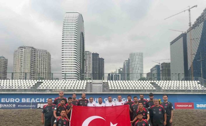 Plaj Futbolu Milli Takımı, Gürcistan’da 15 Temmuz şehitlerini andı