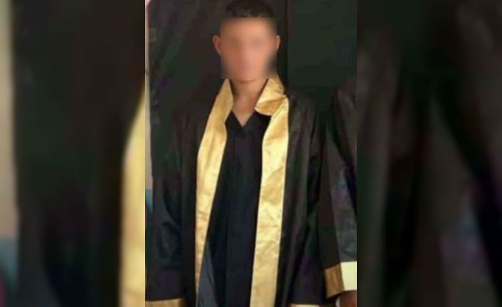 Pompalı tüfekle oynayan çocuk, kardeşini vurdu