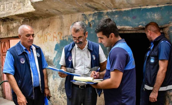 Ruhsatsız hayvan satışı ve kesimi yapan yerler mühürlendi