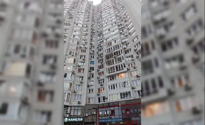 Rusya, Ukrayna’ya ait hava üssünü hipersonik füzelerle vurdu